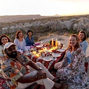 卡帕多奇亚的热气球与美味早餐